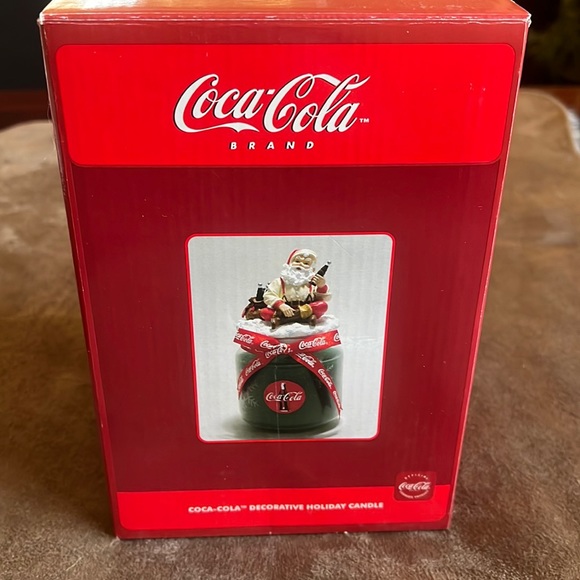 Coca-Cola 2003 Decorative Holiday Candle **NEW IN BOX** - Picture 2 of 12